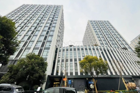 徐汇宜山路地铁口 尚光中心银座 精装修55平loft带上下水